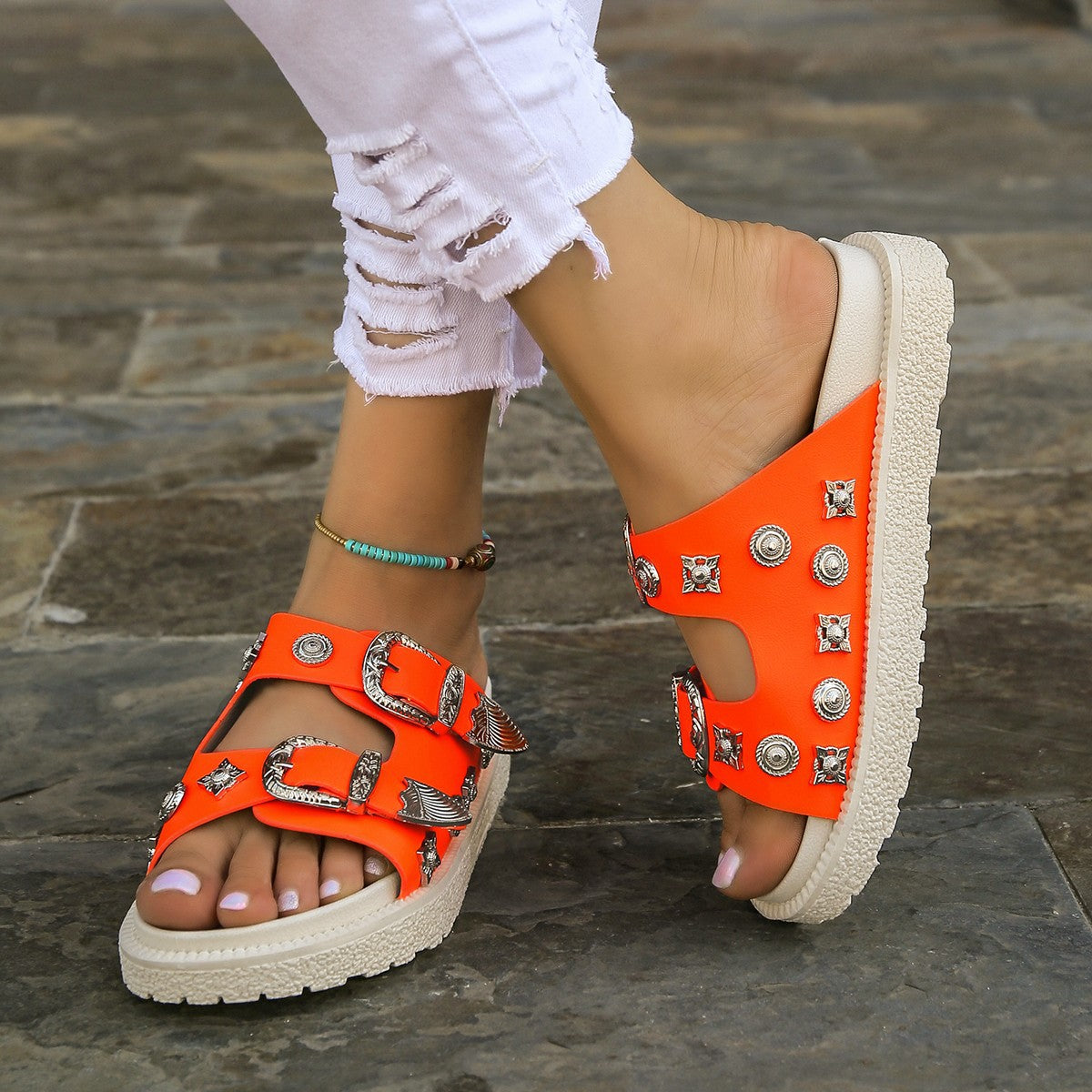 Thick-Soled Rivet Casual Sandals